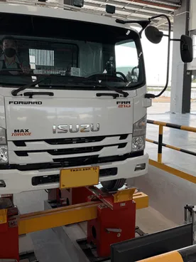 เครื่องมือตั้งศูนย์ล้อ