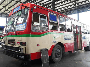 รถโดยสารธรรมดา (ครีม-แดง)